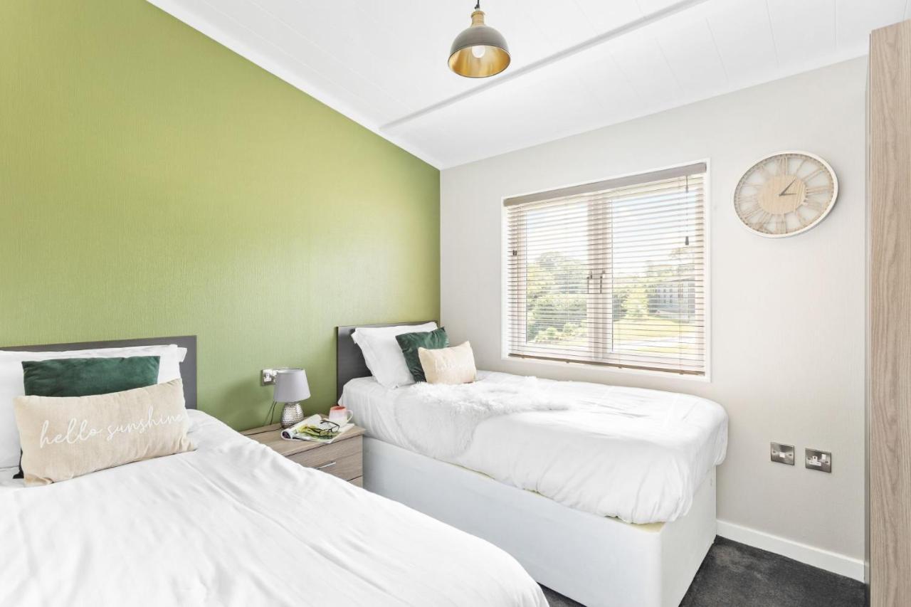 Rose Lodge, 21 Roadford Lake Lodges Lifton Buitenkant foto